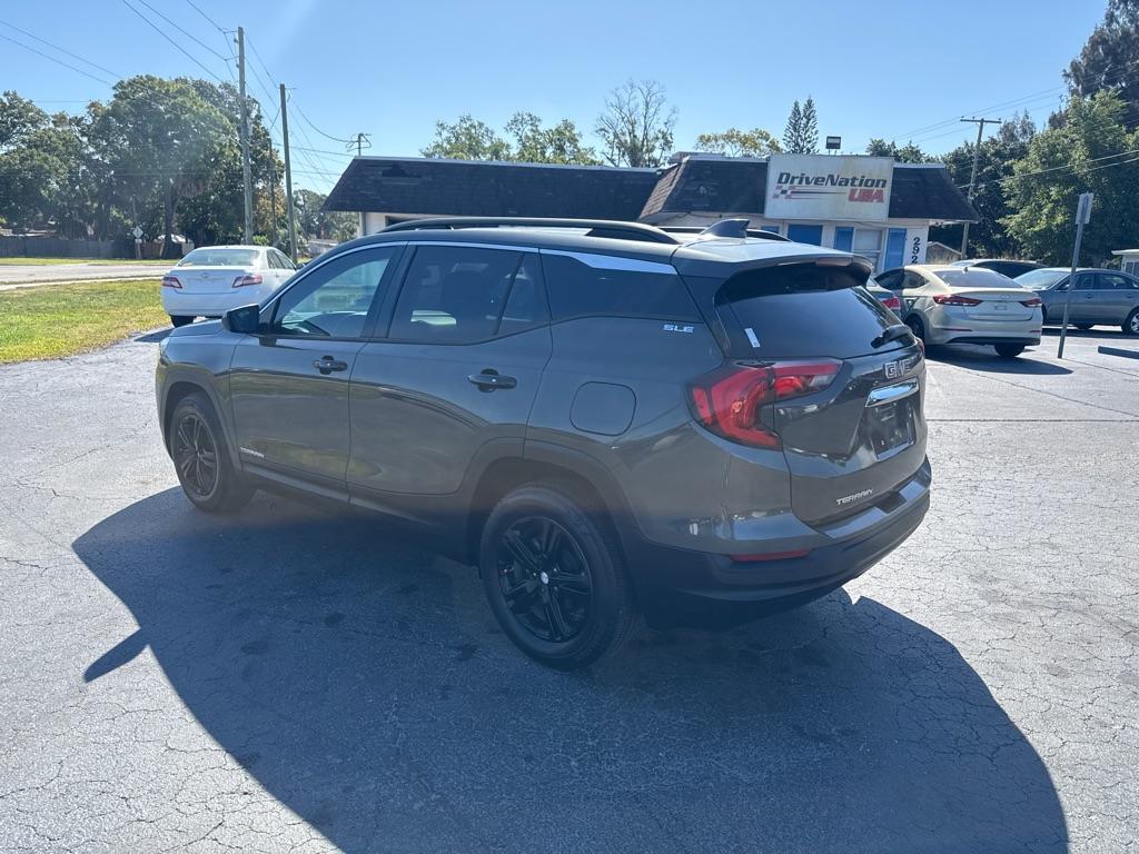 2019 GRAY GMC TERRAIN SLE (3GKALMEV9KL) with an 1.5L engine, Automatic transmission, located at 2929 9th St. West, Bradenton, 34205, (941) 242-2810, 27.473591, -82.570679 - Thanks for inquring into DriveNation USA! All vehicles listed can be viewed at www.drivenationusa.com for vehicle history reports and additonal info. We cannot quote any terms such as down payments or monthly payments without an application. You can apply directly at www.drivenationusa.com or by con - Photo#5