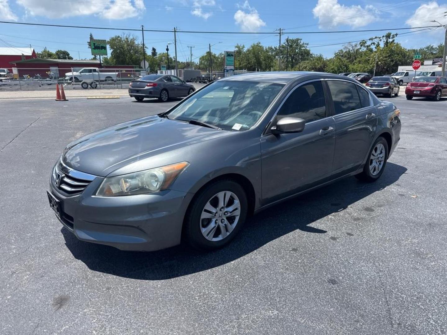 2011 GRAY HONDA ACCORD SE (1HGCP2F63BA) with an 2.4L engine, Automatic transmission, located at 2929 9th St. West, Bradenton, 34205, (941) 242-2810, 27.473591, -82.570679 - Photo#3