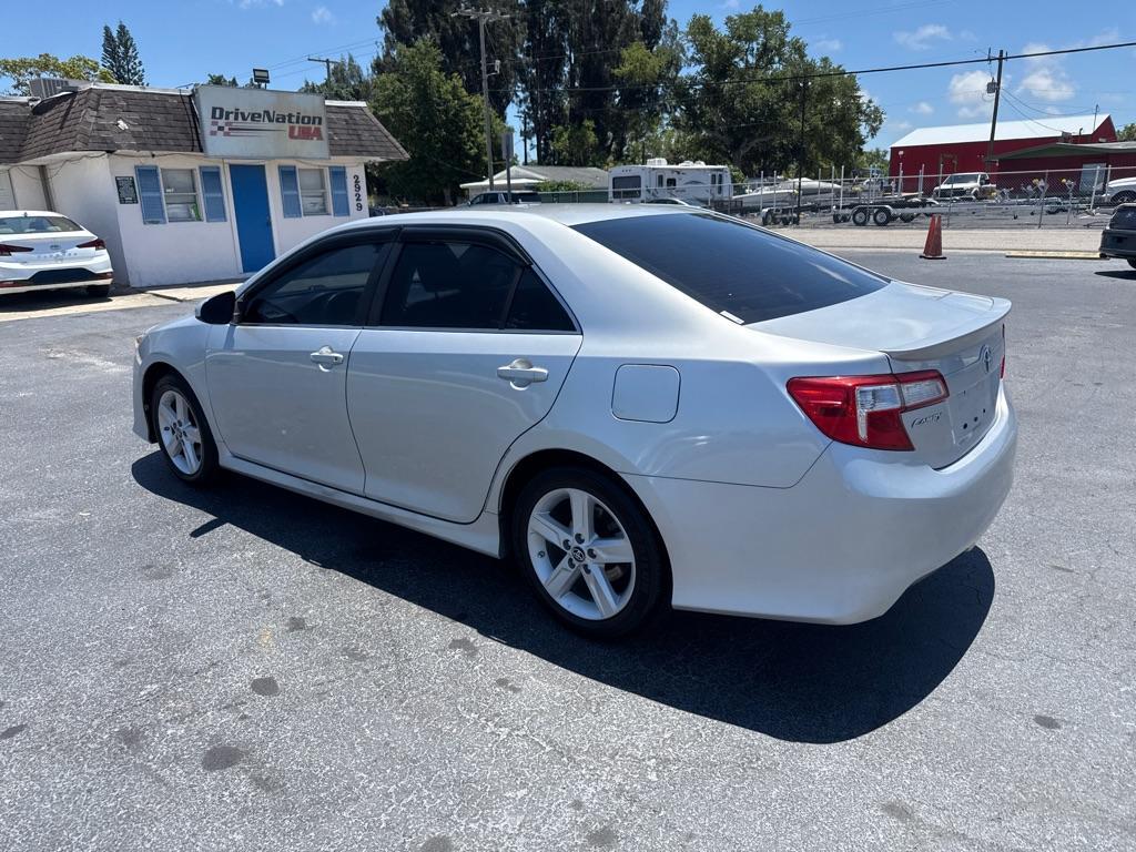 2012 SILVER TOYOTA CAMRY SE (4T1BF1FK9CU) with an 2.5L engine, Automatic transmission, located at 2929 9th St. West, Bradenton, 34205, (941) 242-2810, 27.473591, -82.570679 - Thanks for inquring into DriveNation USA! All vehicles listed can be viewed at www.drivenationusa.com for vehicle history reports and additonal info. We cannot quote any terms such as down payments or monthly payments without an application. You can apply directly at www.drivenationusa.com or by con - Photo#5