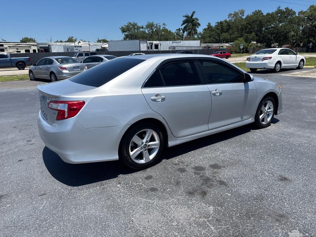 2012 SILVER TOYOTA CAMRY SE (4T1BF1FK9CU) with an 2.5L engine, Automatic transmission, located at 2929 9th St. West, Bradenton, 34205, (941) 242-2810, 27.473591, -82.570679 - Thanks for inquring into DriveNation USA! All vehicles listed can be viewed at www.drivenationusa.com for vehicle history reports and additonal info. We cannot quote any terms such as down payments or monthly payments without an application. You can apply directly at www.drivenationusa.com or by con - Photo#7