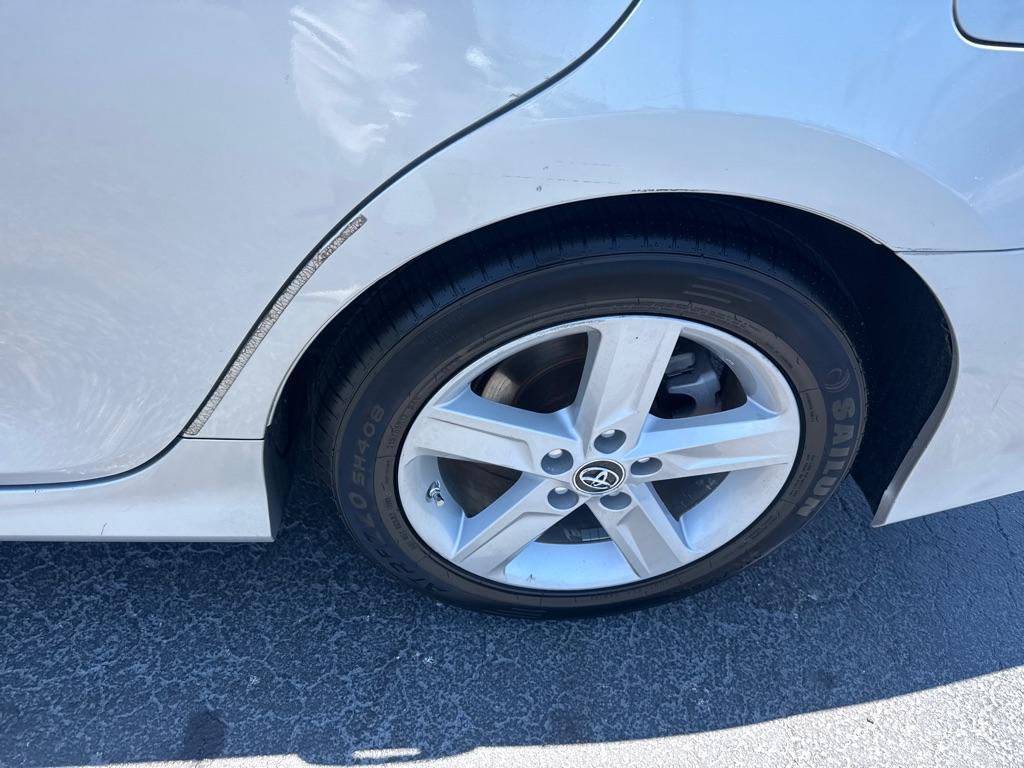 2012 SILVER TOYOTA CAMRY SE (4T1BF1FK9CU) with an 2.5L engine, Automatic transmission, located at 2929 9th St. West, Bradenton, 34205, (941) 242-2810, 27.473591, -82.570679 - Thanks for inquring into DriveNation USA! All vehicles listed can be viewed at www.drivenationusa.com for vehicle history reports and additonal info. We cannot quote any terms such as down payments or monthly payments without an application. You can apply directly at www.drivenationusa.com or by con - Photo#9