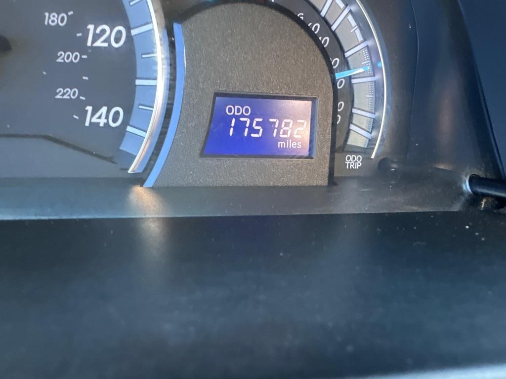 2012 SILVER TOYOTA CAMRY SE (4T1BF1FK9CU) with an 2.5L engine, Automatic transmission, located at 2929 9th St. West, Bradenton, 34205, (941) 242-2810, 27.473591, -82.570679 - Thanks for inquring into DriveNation USA! All vehicles listed can be viewed at www.drivenationusa.com for vehicle history reports and additonal info. We cannot quote any terms such as down payments or monthly payments without an application. You can apply directly at www.drivenationusa.com or by con - Photo#12