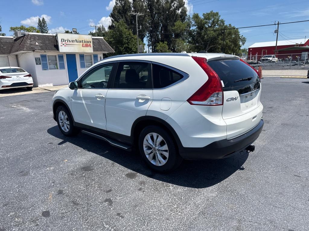 2012 WHITE HONDA CR-V EXL (5J6RM3H76CL) with an 2.4L engine, Automatic transmission, located at 2929 9th St. West, Bradenton, 34205, (941) 242-2810, 27.473591, -82.570679 - Thanks for inquring into DriveNation USA! All vehicles listed can be viewed at www.drivenationusa.com for vehicle history reports and additonal info. We cannot quote any terms such as down payments or monthly payments without an application. You can apply directly at www.drivenationusa.com or by con - Photo#5