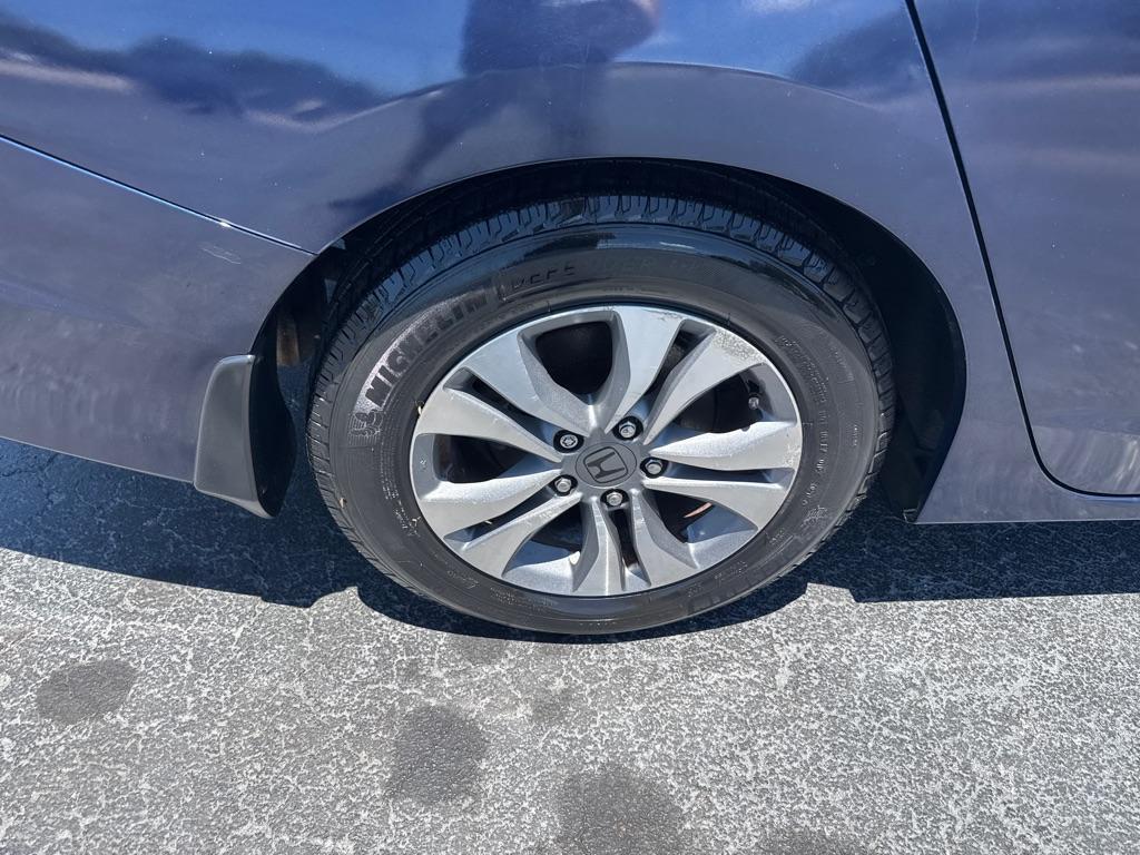 2014 BLUE HONDA ACCORD LX (1HGCR2F39EA) with an 2.4L engine, Continuously Variable transmission, located at 2929 9th St. West, Bradenton, 34205, (941) 242-2810, 27.473591, -82.570679 - Thanks for inquring into DriveNation USA! All vehicles listed can be viewed at www.drivenationusa.com for vehicle history reports and additonal info. We cannot quote any terms such as down payments or monthly payments without an application. You can apply directly at www.drivenationusa.com or by con - Photo#9