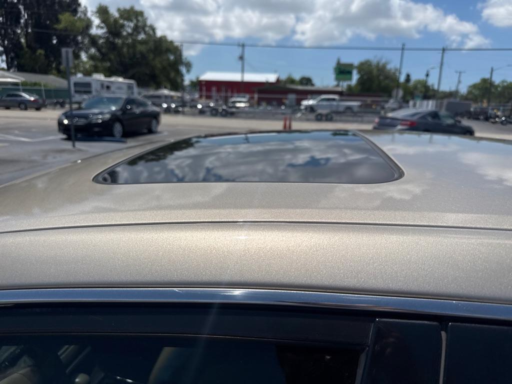 2009 TAN TOYOTA AVALON XL (4T1BK36B69U) with an 3.5L engine, Automatic transmission, located at 2929 9th St. West, Bradenton, 34205, (941) 242-2810, 27.473591, -82.570679 - Photo#10