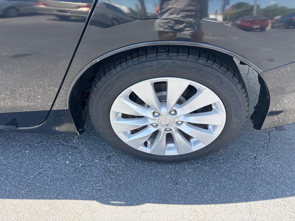 2013 BLACK HONDA ACCORD EXL (1HGCR2F86DA) with an 2.4L engine, Continuously Variable transmission, located at 2929 9th St. West, Bradenton, 34205, (941) 242-2810, 27.473591, -82.570679 - Thanks for inquring into DriveNation USA! All vehicles listed can be viewed at www.drivenationusa.com for vehicle history reports and additonal info. We cannot quote any terms such as down payments or monthly payments without an application. You can apply directly at www.drivenationusa.com or by con - Photo#9