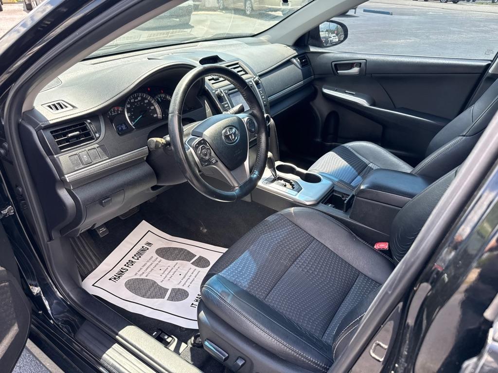 2013 BLACK TOYOTA CAMRY SE (4T1BF1FK8DU) with an 2.5L engine, Automatic transmission, located at 2929 9th St. West, Bradenton, 34205, (941) 242-2810, 27.473591, -82.570679 - Thanks for inquring into DriveNation USA! All vehicles listed can be viewed at www.drivenationusa.com for vehicle history reports and additonal info. We cannot quote any terms such as down payments or monthly payments without an application. You can apply directly at www.drivenationusa.com or by con - Photo#10
