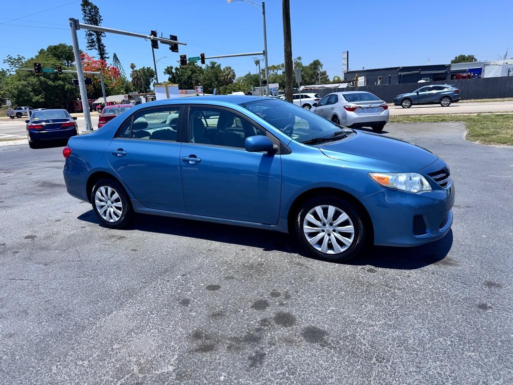 photo of 2013 TOYOTA COROLLA LE