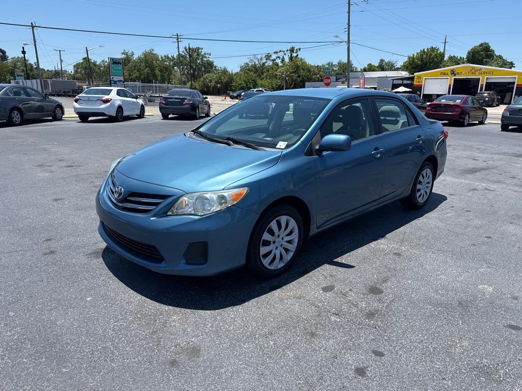 2013 BLUE TOYOTA COROLLA LE (5YFBU4EE5DP) with an 1.8L engine, Automatic transmission, located at 2929 9th St. West, Bradenton, 34205, (941) 242-2810, 27.473591, -82.570679 - Thanks for inquring into DriveNation USA! All vehicles listed can be viewed at www.drivenationusa.com for vehicle history reports and additonal info. We cannot quote any terms such as down payments or monthly payments without an application. You can apply directly at www.drivenationusa.com or by con - Photo#3