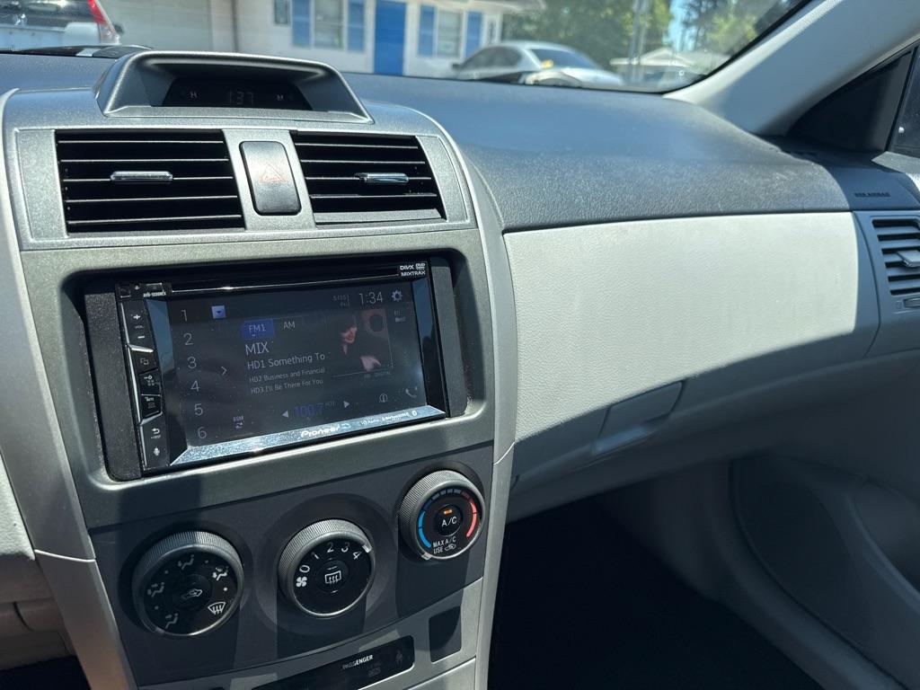 2013 BLUE TOYOTA COROLLA LE (5YFBU4EE5DP) with an 1.8L engine, Automatic transmission, located at 2929 9th St. West, Bradenton, 34205, (941) 242-2810, 27.473591, -82.570679 - Thanks for inquring into DriveNation USA! All vehicles listed can be viewed at www.drivenationusa.com for vehicle history reports and additonal info. We cannot quote any terms such as down payments or monthly payments without an application. You can apply directly at www.drivenationusa.com or by con - Photo#12