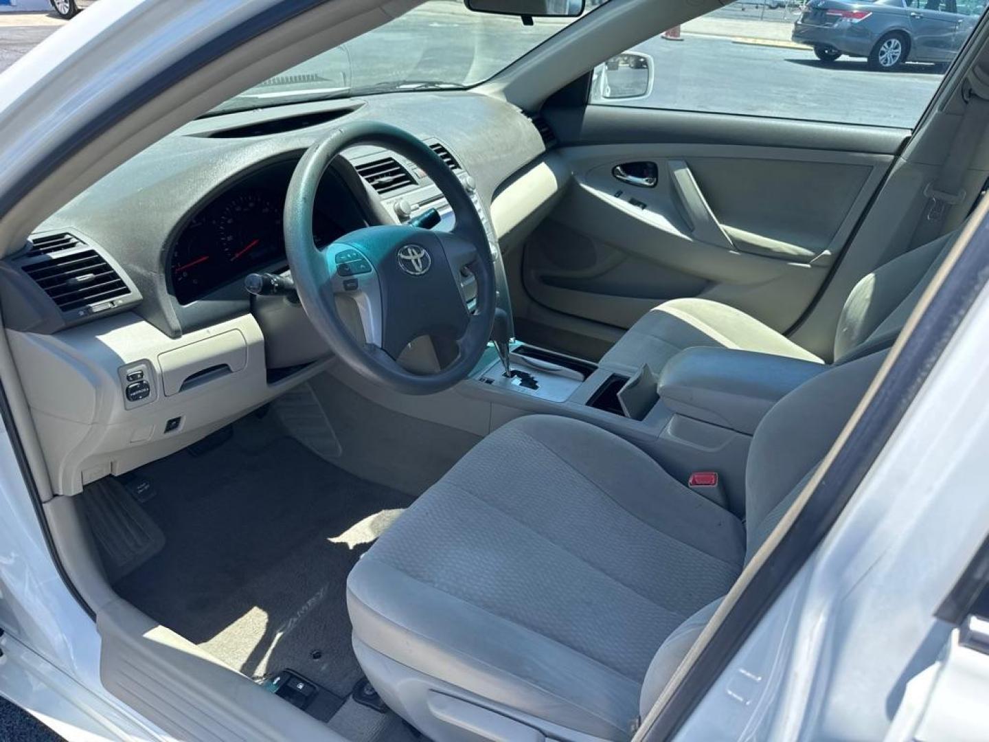 2011 WHITE TOYOTA CAMRY BASE (4T4BF3EK0BR) with an 2.5L engine, Automatic transmission, located at 2929 9th St. West, Bradenton, 34205, (941) 242-2810, 27.473591, -82.570679 - Thanks for inquring into DriveNation USA! All vehicles listed can be viewed at www.drivenationusa.com for vehicle history reports and additonal info. We cannot quote any terms such as down payments or monthly payments without an application. You can apply directly at www.drivenationusa.com or by con - Photo#10