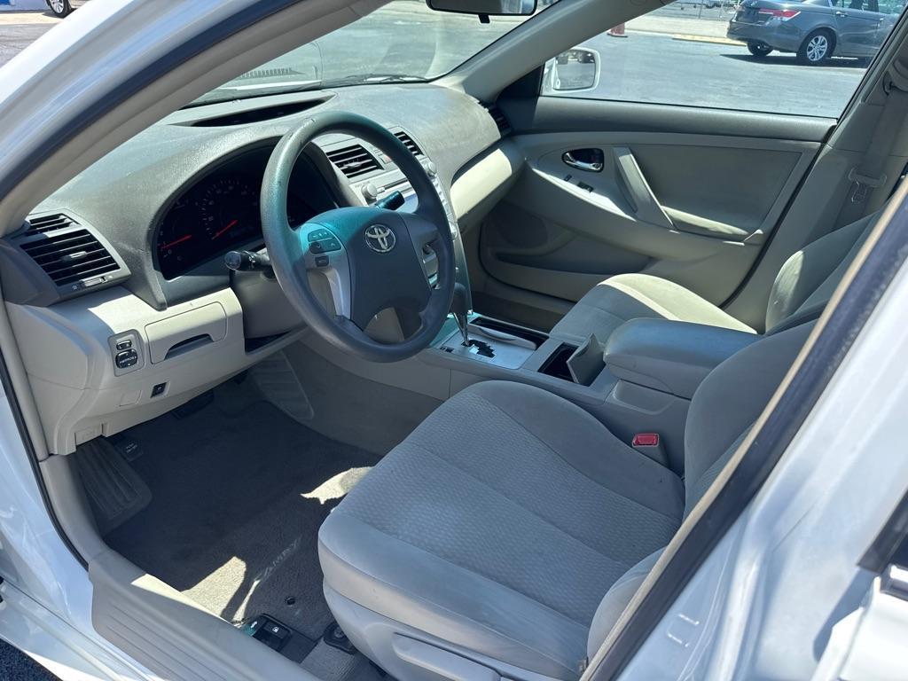 2011 WHITE TOYOTA CAMRY BASE (4T4BF3EK0BR) with an 2.5L engine, Automatic transmission, located at 2929 9th St. West, Bradenton, 34205, (941) 242-2810, 27.473591, -82.570679 - Thanks for inquring into DriveNation USA! All vehicles listed can be viewed at www.drivenationusa.com for vehicle history reports and additonal info. We cannot quote any terms such as down payments or monthly payments without an application. You can apply directly at www.drivenationusa.com or by con - Photo#10
