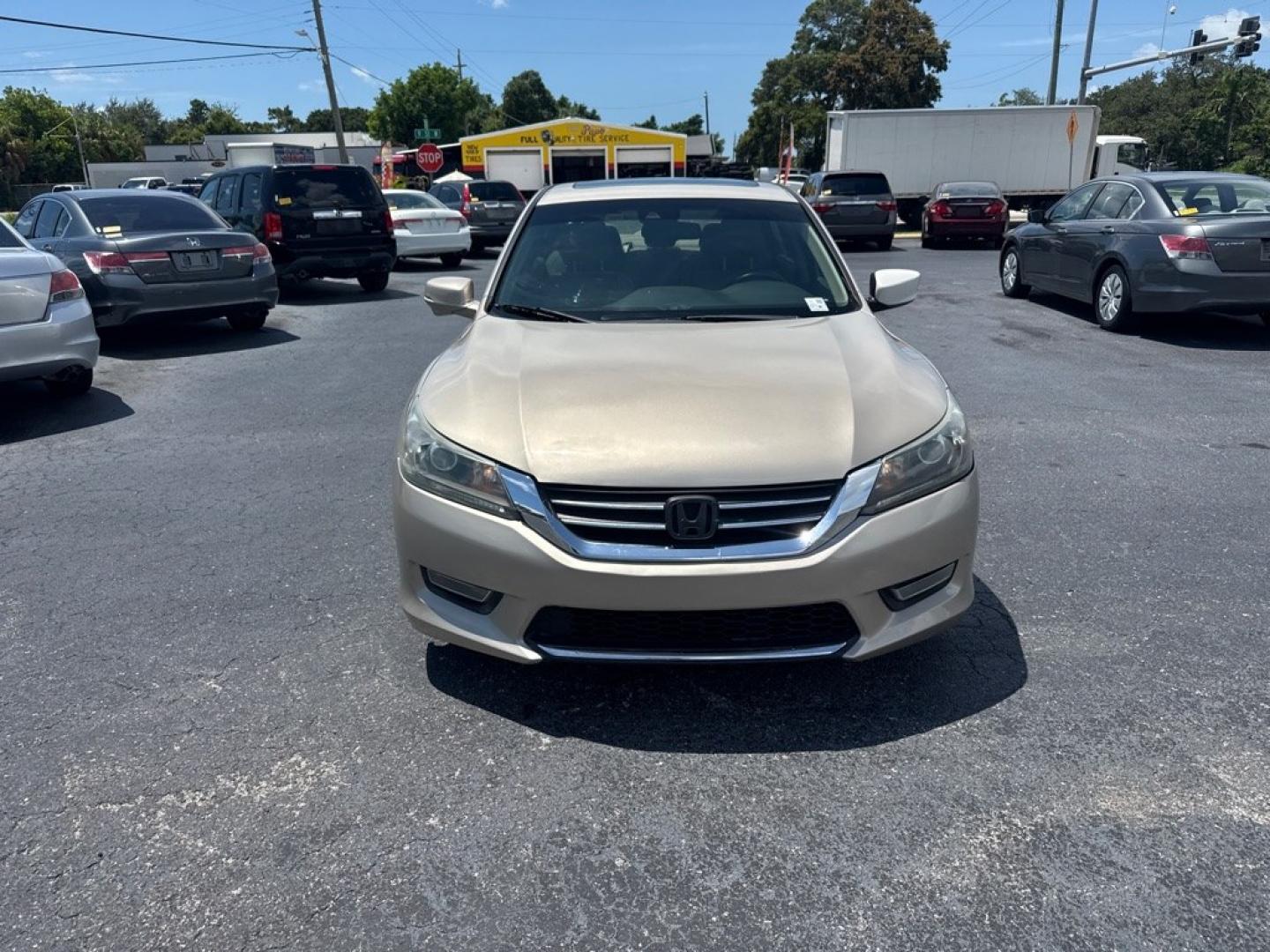 2013 GOLD HONDA ACCORD EXL (1HGCR2F86DA) with an 2.4L engine, Continuously Variable transmission, located at 2929 9th St. West, Bradenton, 34205, (941) 242-2810, 27.473591, -82.570679- Photo#2