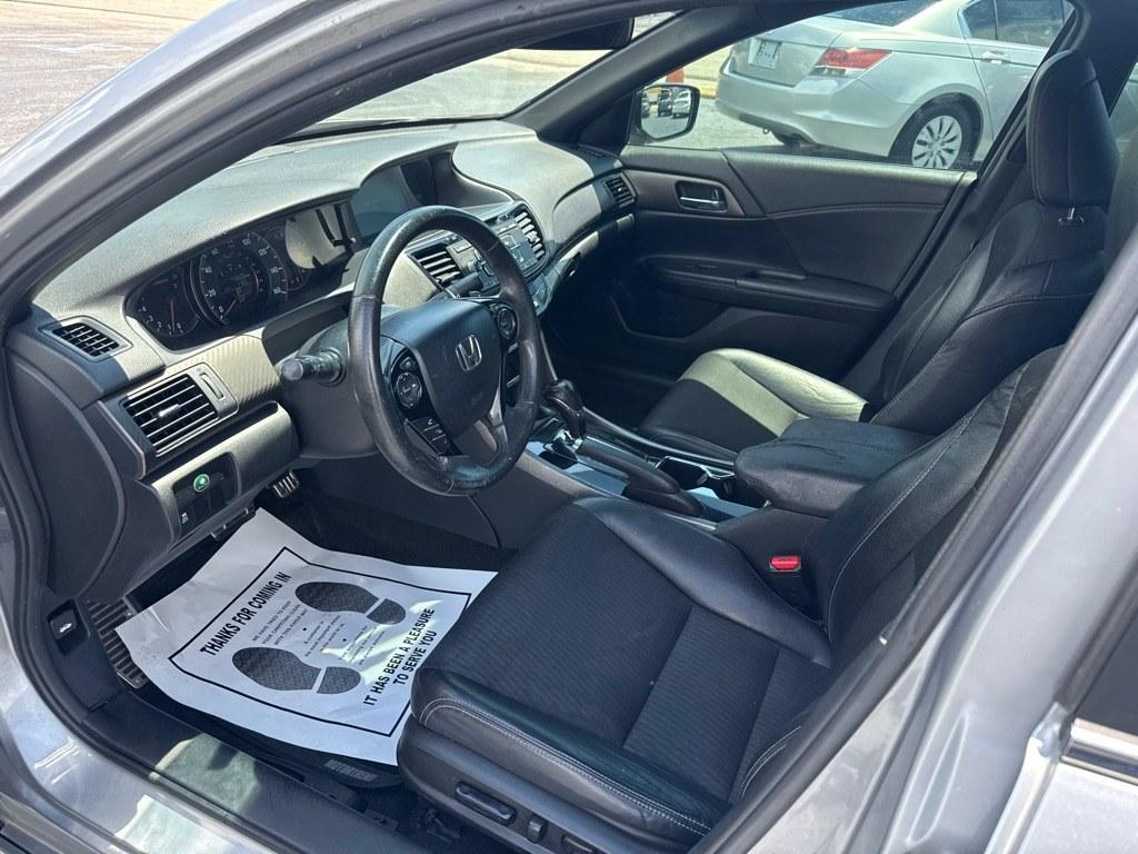 2016 SILVER HONDA ACCORD SPORT (1HGCR2F56GA) with an 2.4L engine, Continuously Variable transmission, located at 2929 9th St. West, Bradenton, 34205, (941) 242-2810, 27.473591, -82.570679 - Thanks for inquring into DriveNation USA! All vehicles listed can be viewed at www.drivenationusa.com for vehicle history reports and additonal info. We cannot quote any terms such as down payments or monthly payments without an application. You can apply directly at www.drivenationusa.com or by con- Photo#9