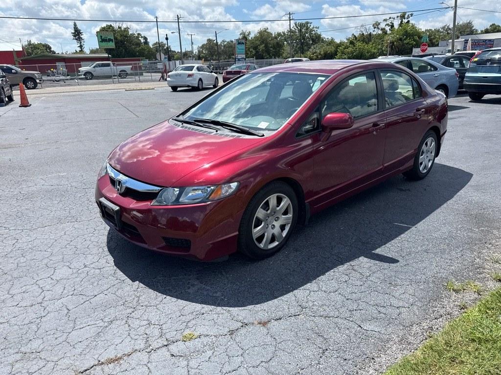 2009 RED HONDA CIVIC LX (2HGFA16599H) with an 1.8L engine, Automatic transmission, located at 2929 9th St. West, Bradenton, 34205, (941) 242-2810, 27.473591, -82.570679 - Thanks for inquring into DriveNation USA! All vehicles listed can be viewed at www.drivenationusa.com for vehicle history reports and additonal info. We cannot quote any terms such as down payments or monthly payments without an application. You can apply directly at www.drivenationusa.com or by con- Photo#3